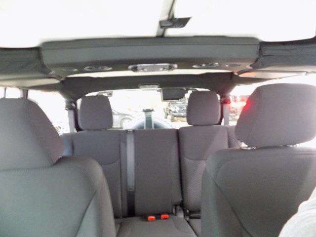 Jeep Wrangler Unlimited 2017 photo 16